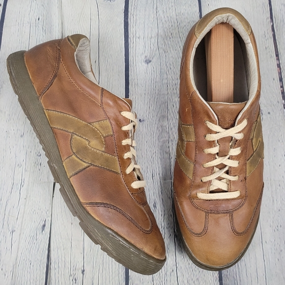 Dr. Martens Other - DR MARTENS | leather laceup sneakers